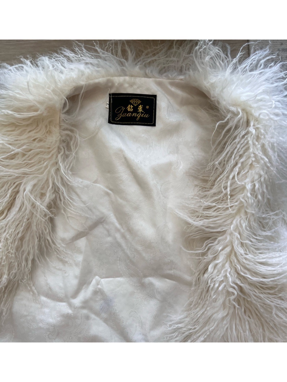 Cream White Mongolian Lamb Fur Vest Plush Shaggy Tibetan Lamb Boho Paisley S-M - Picture 5 of 9
